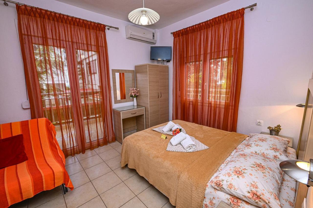 Four Seasons 2 Apartment Paralia Katerinis Ngoại thất bức ảnh