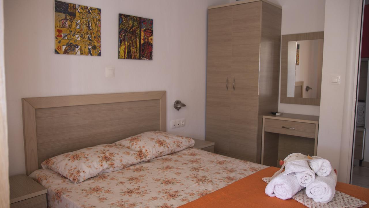 Four Seasons 2 Apartment Paralia Katerinis Ngoại thất bức ảnh